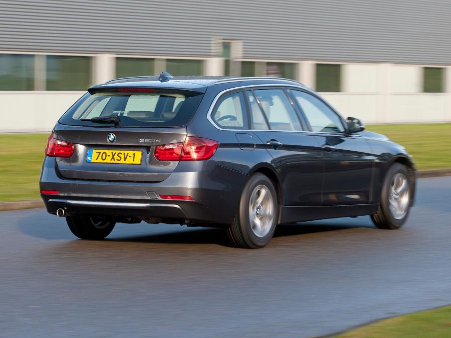  BMW 320d Touring EfficientDynamics Edition 2012 года  (фото 3 из 4)